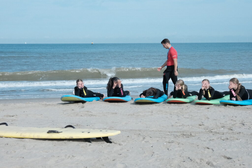 Surfkamp kinderen zomervakantie